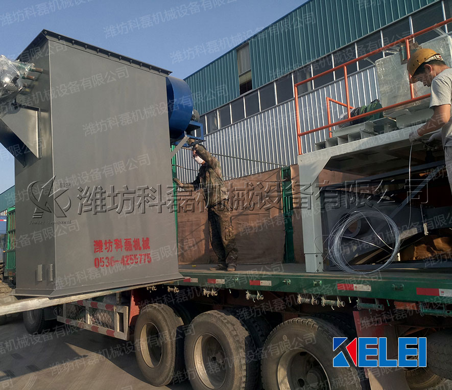 襄阳用裕橡(xiang)胶制造有限公司(si)噸袋包裝機發貨(huo)現場實拍 第2張