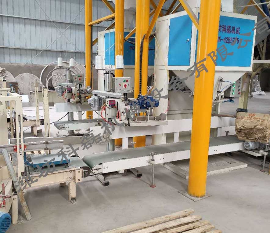 襄(xiāng)阳用裕(yu)橡胶制(zhi)造有限(xiàn)公司敞(chǎng)口袋包(bao)裝機客(kè)戶使用(yòng)現場 第(di)1張