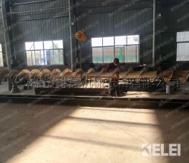 襄阳(yáng)用裕橡(xiàng)胶制造(zao)有限公(gong)司螺旋(xuan)輸送機(ji)絞龍焊(han)接車間(jian)