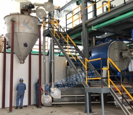 襄(xiang)阳用裕橡胶制(zhì)造有限公司不(bú)鏽鋼管鏈輸送(sòng)機客戶現場實(shí)拍